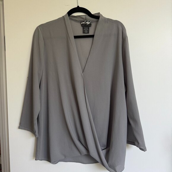 Lord and Taylor Grey Blouse (Size: XL) - Picture 1 of 2
